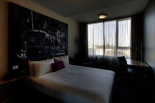 Mercure Melbourne Therry Street