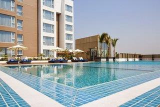 Novotel Yangon Max