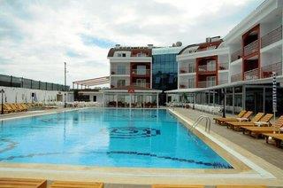 Side Legend Hotel 