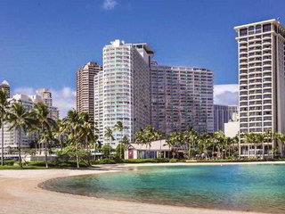 Waikiki Marina Resort at the Ilikai