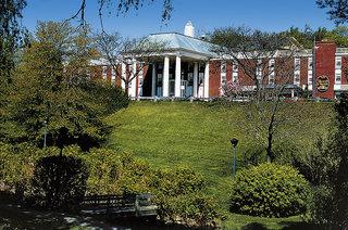John Carver Inn & Spa