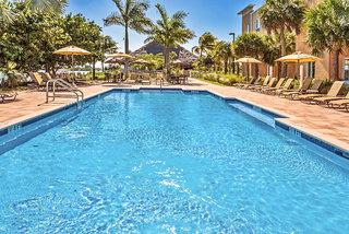 Holiday Inn Express & Suites Marathon