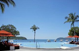 Holiday Villa Beach Resort & Spa Langkawi