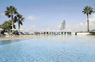 Cynthiana Beach Hotel